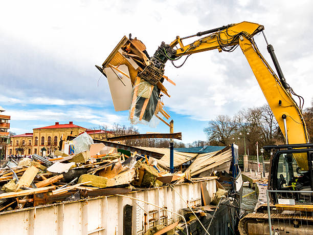 Debris Removal in Tukwila, WA